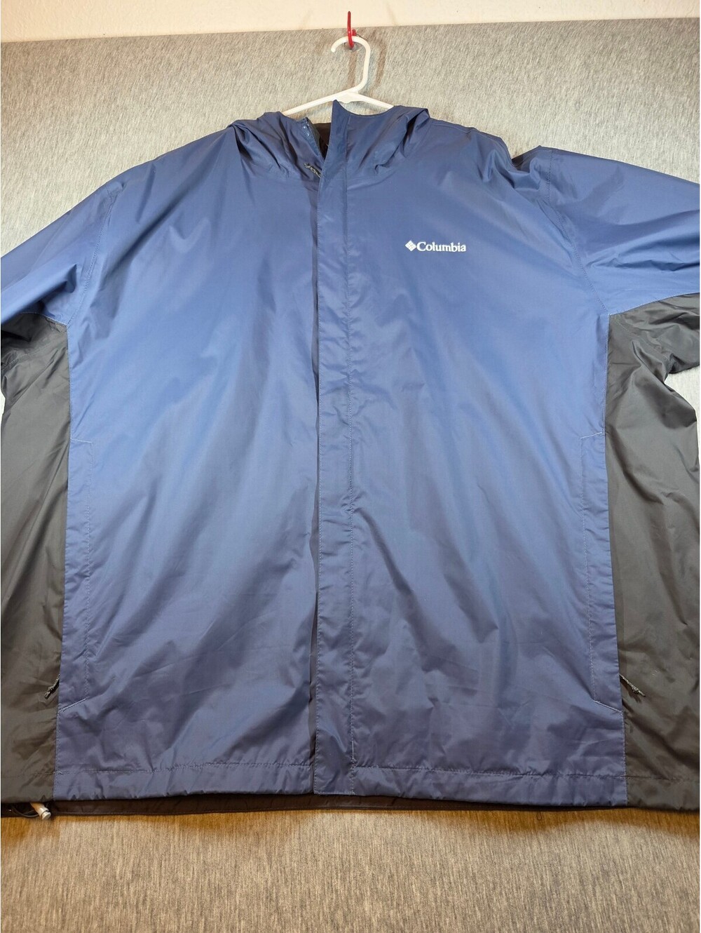 Columbia Waterproof Hooded Jacket Big Size 3X Navy Blue and Black